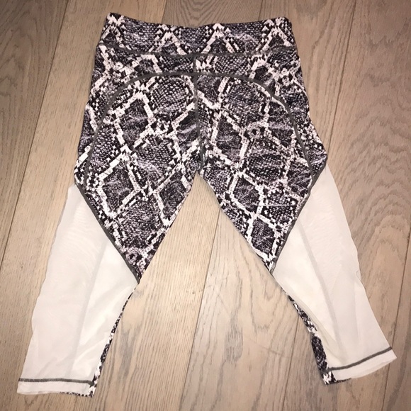 Varley activewear python tights - Picture 3 of 3